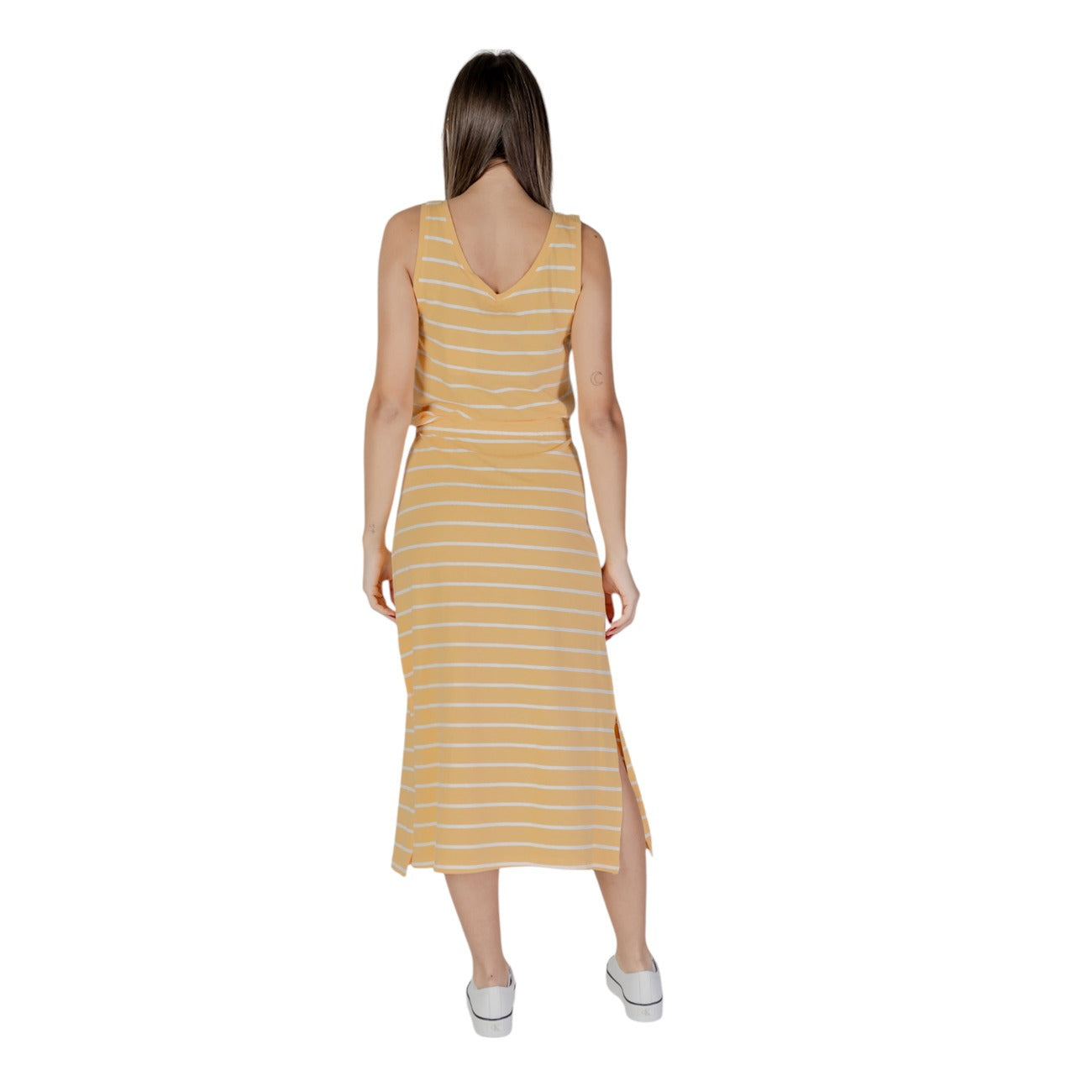 B.young Femme Robes