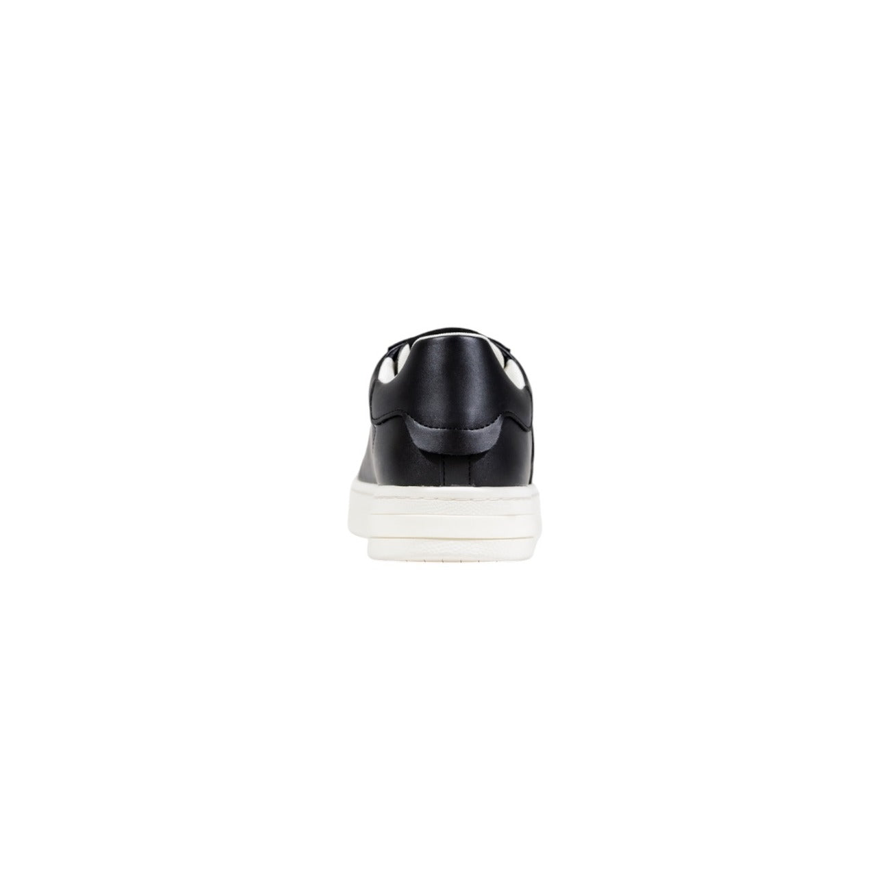 Armani Exchange Homme Baskets