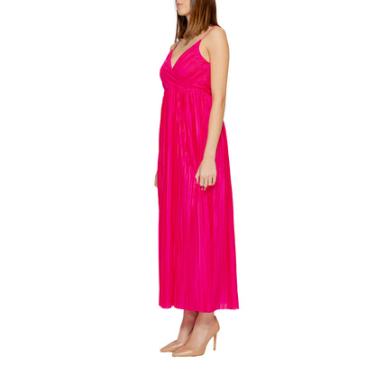 Only Femme Robes