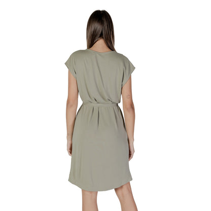 B.young Femme Robes