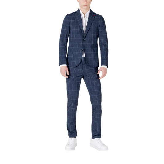 Mulish Homme Costumes