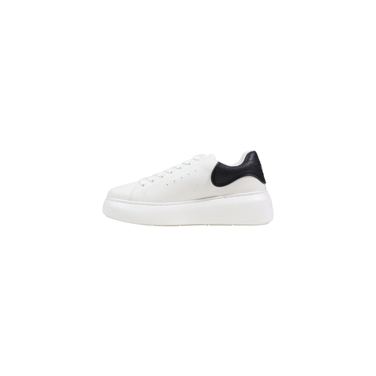 Armani Exchange Femme Baskets