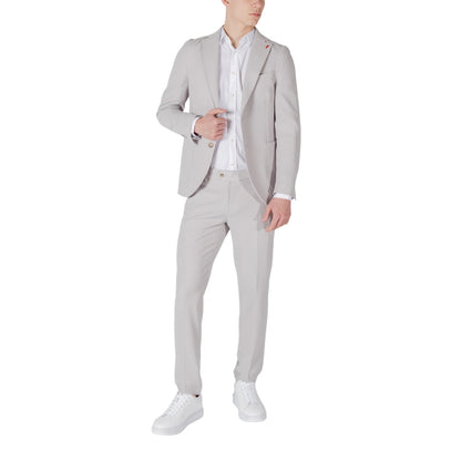 Mulish Homme Costumes