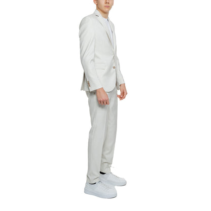 Mulish Homme Costumes