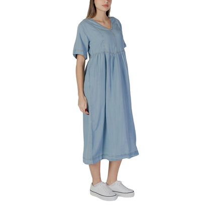B.young Femme Robes