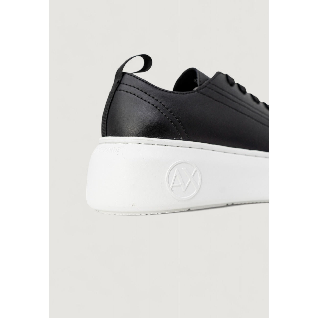Armani Exchange Femme Baskets