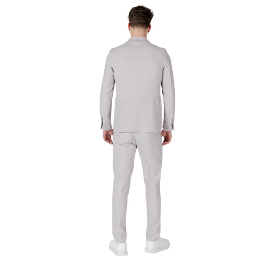 Mulish Homme Costumes