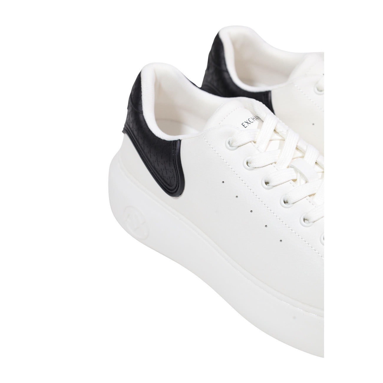 Armani Exchange Femme Baskets