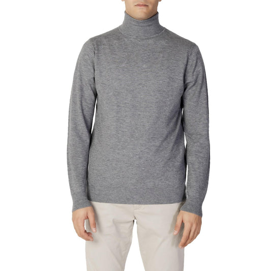 Diktat Homme Pulls