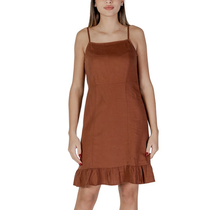 B.young Femme Robes