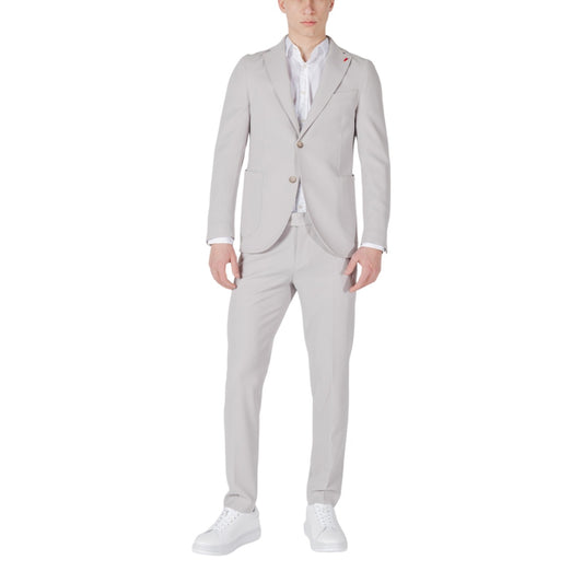 Mulish Homme Costumes